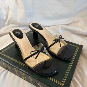 Vintage Y2K Bow Detail Black and Clear Heels